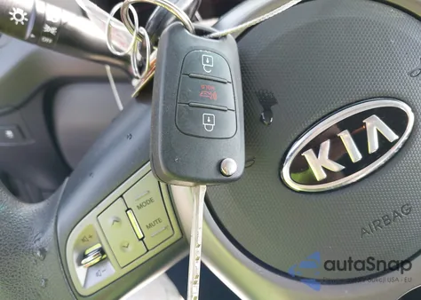 2011 Kia Soul + из США, поврежденный, VIN KNDJT2A23B7279378